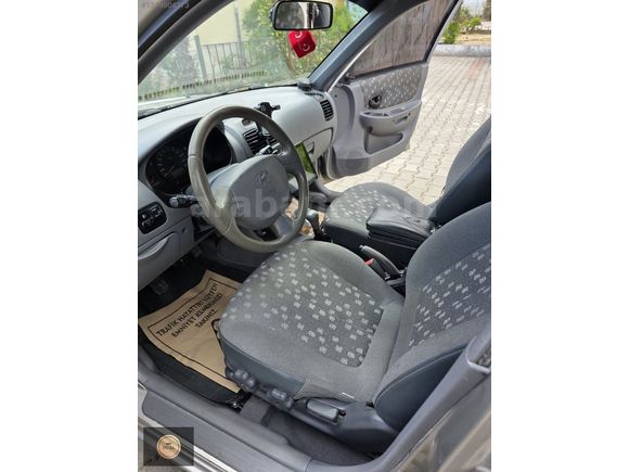 Değişensiz hatasız ayarında Tertemiz Hyundai Accent 1.3 Admire