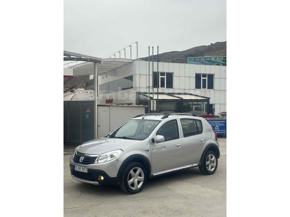 Sahibinden Dacia Sandero 1.5 dCi Stepway 2011 Model  218.000 km Gri