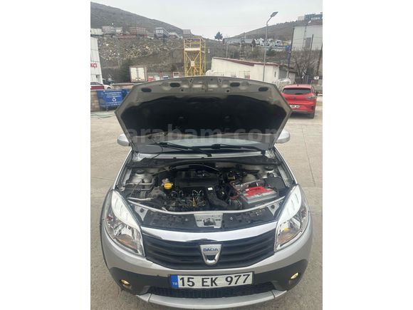 Sahibinden Dacia Sandero 1.5 dCi Stepway 2011 Model  218.000 km Gri