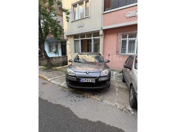 Sahibinden Renault Megane 1.6 Touch 2013 Model