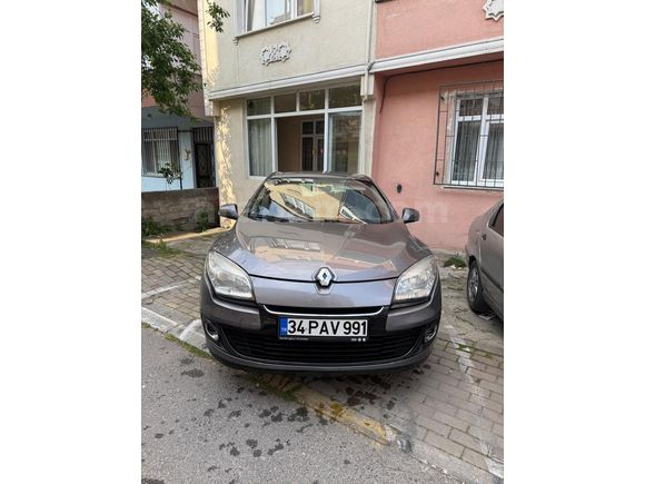 Sahibinden Renault Megane 1.6 Touch 2013 Model