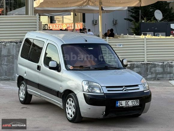 2006 - 178.000KM'DE - KLİMALI - ÇİFT SÜRGÜ BERLİNGO - K.KARTI