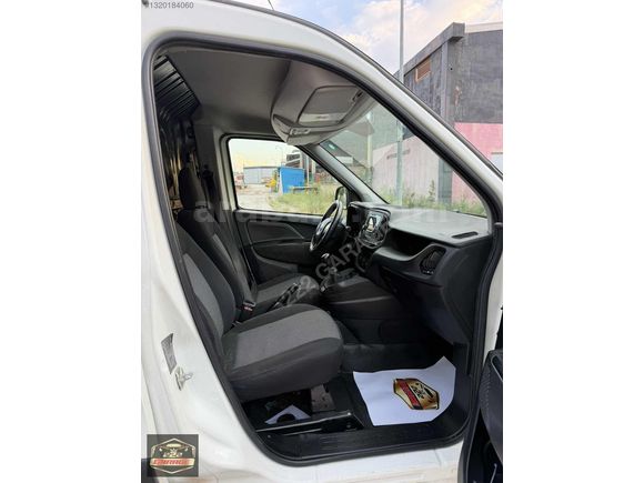 222 GARAGE dan 2019 DOBLO CARGO HATASIZ BOYASIZ DEĞİŞENSİZ