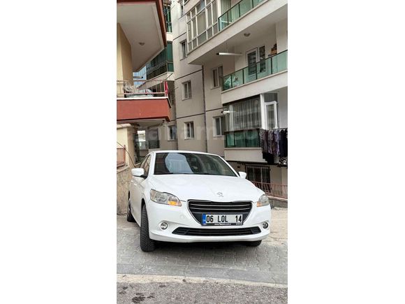 PEUGEOT 2014 MODEL TEMİZ AİLE ARABASI