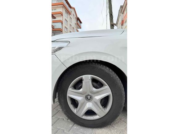 PEUGEOT 2014 MODEL TEMİZ AİLE ARABASI