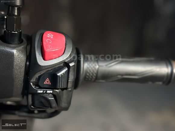 SELECT MOTORS / X Max 250 ABS / Senet - Kkartı - Takas imkanı