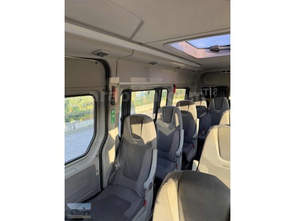 DEMİR'DEN 2021 MODEL CRAFTER ALMAN OKUL TAŞITI