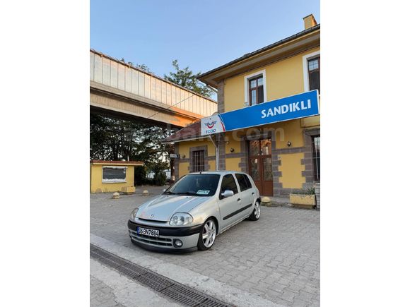 Sahibinden Renault Clio 1.2 RN 2000 Model