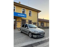 Sahibinden Renault Clio 1.2 RN 2000 Model