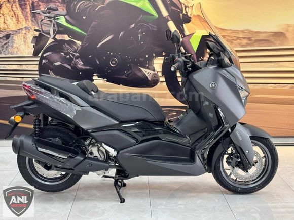 2026 MODEL YAMAHA X-MAX 250 TECH MAX GRİ