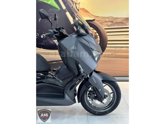 2026 MODEL YAMAHA X-MAX 250 TECH MAX GRİ