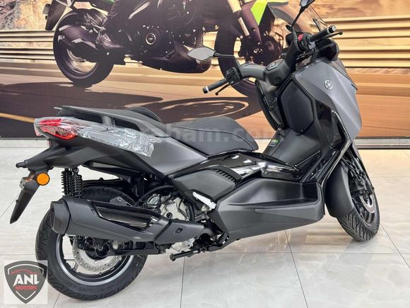 2026 MODEL YAMAHA X-MAX 250 TECH MAX GRİ
