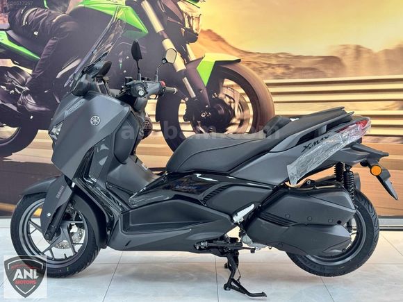 2026 MODEL YAMAHA X-MAX 250 TECH MAX GRİ
