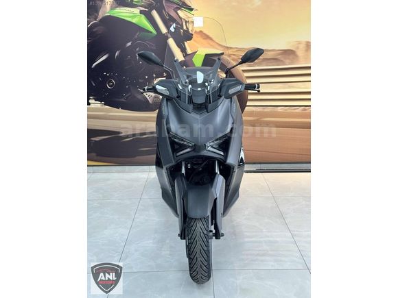 2026 MODEL YAMAHA X-MAX 250 TECH MAX GRİ