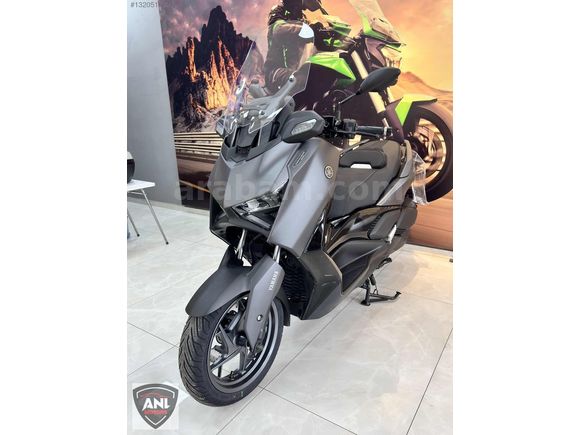 2026 MODEL YAMAHA X-MAX 250 TECH MAX GRİ