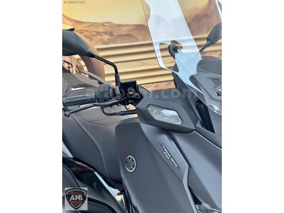 2026 MODEL YAMAHA X-MAX 250 TECH MAX GRİ