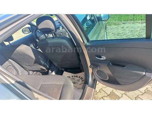 Memurdan Sahibinden Renault Clio 1.2 Expression 2010 Model  170.000