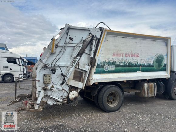 FORD CARGO 1826'DAN İNME ÇÖP KONTEYNER ÜST YAPISI
