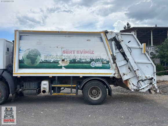 FORD CARGO 1826'DAN İNME ÇÖP KONTEYNER ÜST YAPISI