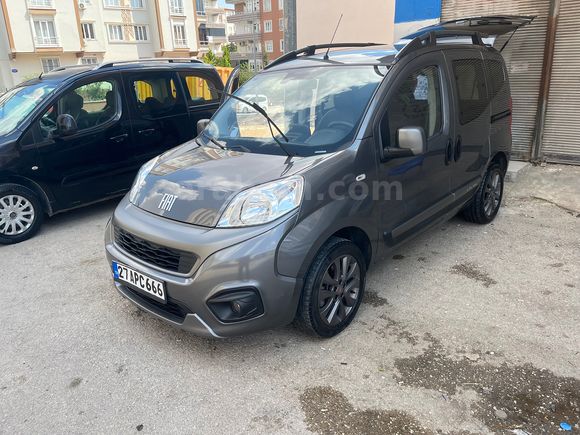 Sahibinden Fiat Fiorino Combi 1.3 Multijet Premio 2023 Model 