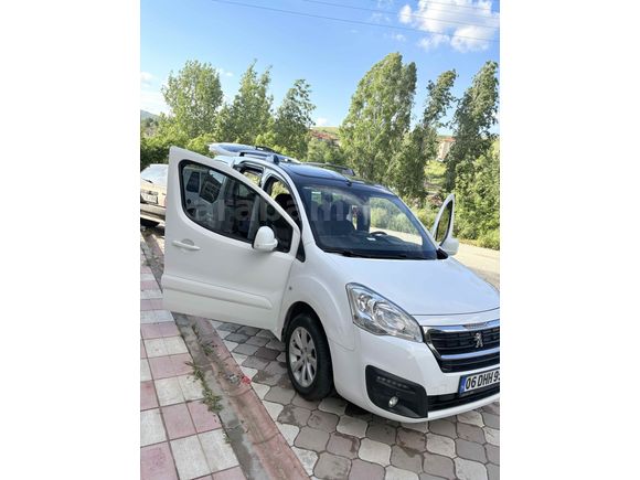 Sahibinden Peugeot Partner 1.6 HDI Zenith 2017 Model 