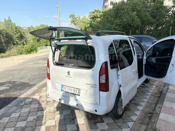 Sahibinden Peugeot Partner 1.6 HDI Zenith 2017 Model 