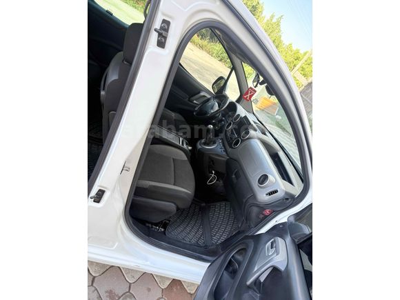 Sahibinden Peugeot Partner 1.6 HDI Zenith 2017 Model 