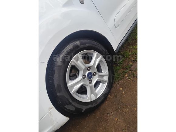 Sahibinden Ford Tourneo Courier 1.5 TDCi Delux 2022 Model