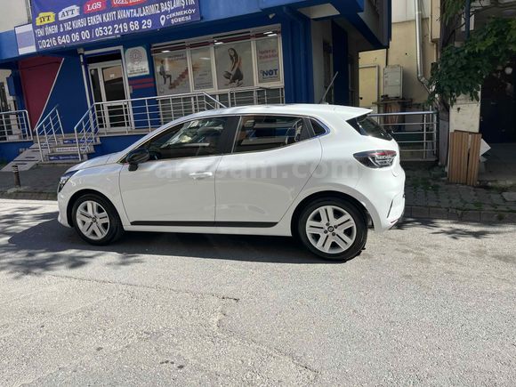Sahibinden Renault Clio 1.0 TCe Evolution 2025 Model 
