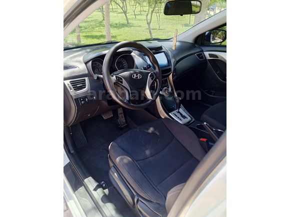 Sahibinden Hyundai Elantra 1.6 D-CVVT Mode Plus 2012 Model
