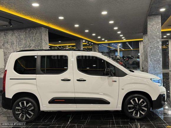 2025 MODEL CITROEN BERLİNGO 1.5 BlueHDI MAX_CAM TAVAN_BLACK_FULL