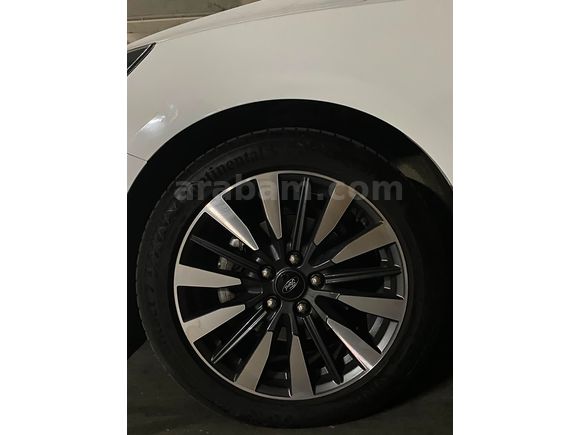 Ford Focus 1.5 EcoBlue Titanium Stil 2024 Model Garanti Devam Etmekte