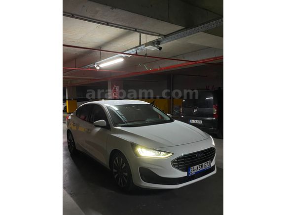 Ford Focus 1.5 EcoBlue Titanium Stil 2024 Model Garanti Devam Etmekte