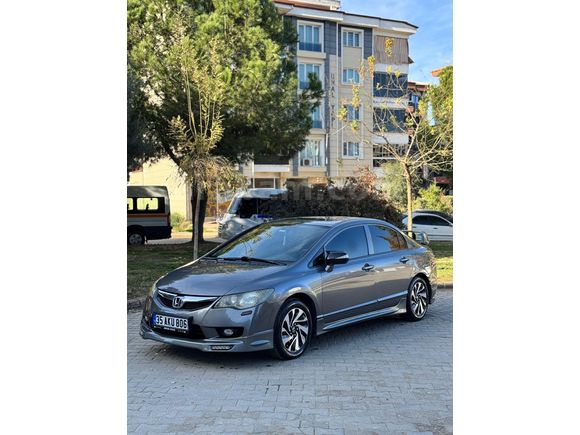 Sahibinden Honda Civic 1.6i VTEC Elegance 2011 Model