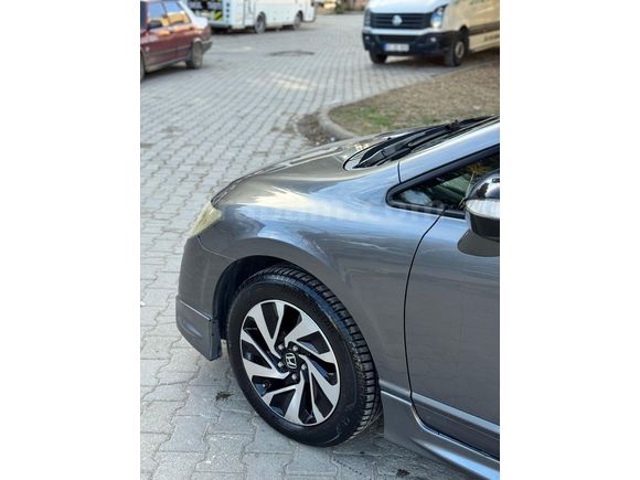 Sahibinden Honda Civic 1.6i VTEC Elegance 2011 Model