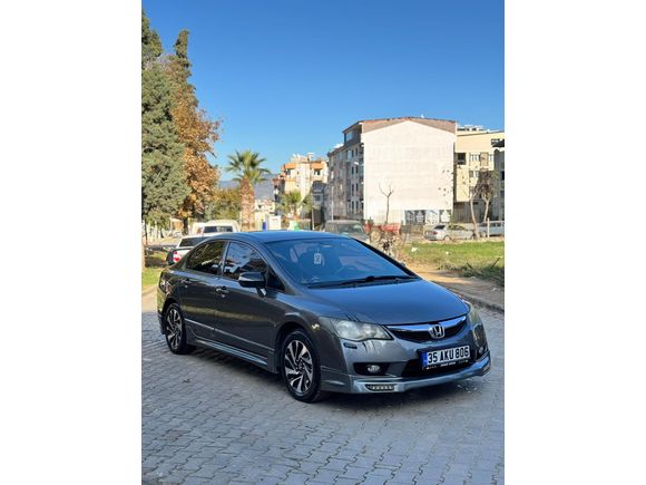 Sahibinden Honda Civic 1.6i VTEC Elegance 2011 Model