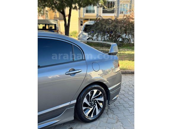 Sahibinden Honda Civic 1.6i VTEC Elegance 2011 Model