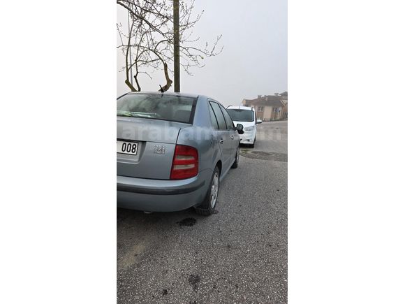 Sahibinden Skoda Fabia 1.4 Classic sedan2004 Model