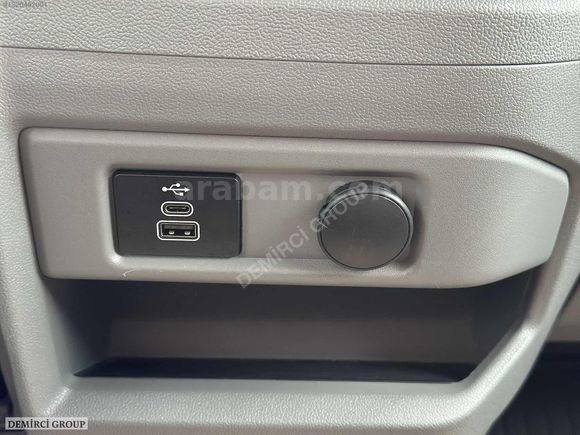 TRANSİT CUSTOM 320L DELUXE 2.0EcoBlue 9.700 KM HATASIZ %20FATURA