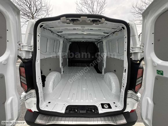 TRANSİT CUSTOM 320L DELUXE 2.0EcoBlue 9.700 KM HATASIZ %20FATURA