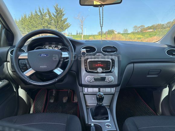 Sahibinden Ford Focus 1.6 TDCi Titanium 2010 Model 