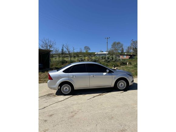 Sahibinden Ford Focus 1.6 TDCi Titanium 2010 Model 
