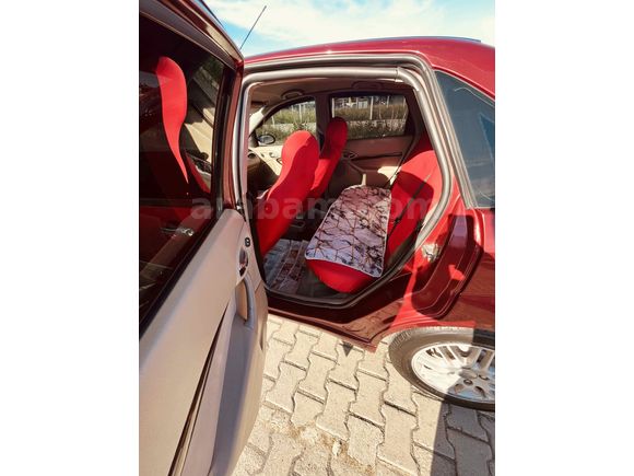 Sahibinden Ford Focus 1.6 Ghia 2001 Model 