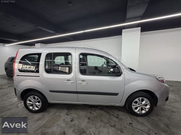AVEK OTOMOTİVDEN ORJİNAL 2018 RENAULT KANGOO MULTIX TOUCH