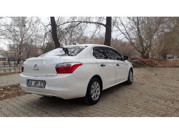 Sahibinden Citroen C-Elysée 1.2 VTi Confort 2014 Model  210000 km Beyaz
