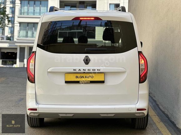 2024 RENAULT KANGOO MULTİX 1.3 TCe İCONİC OTMTK HATASIZ SERV BAK