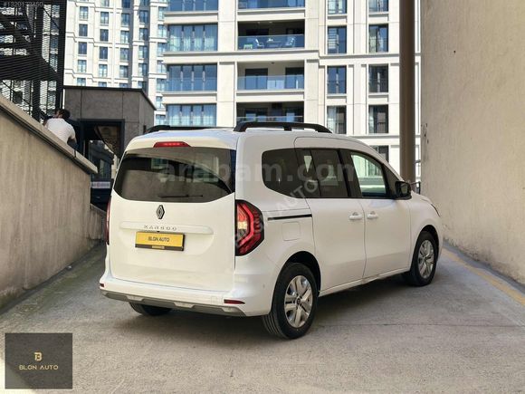 2024 RENAULT KANGOO MULTİX 1.3 TCe İCONİC OTMTK HATASIZ SERV BAK