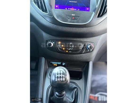 KALE'DEN 2023 MODEL HATASIZ FORD COURİER ECOBLUE DELUXE 63 KM