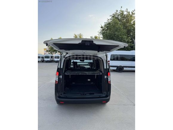 2024 FORD COURİER TİTANİUM PAKET 49 BİNDE HATASIZ BOYASIZ