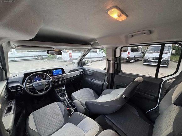 2024 FORD COURİER TİTANİUM PAKET 49 BİNDE HATASIZ BOYASIZ